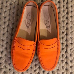 Tod’s Gommino Driving Loafers - Orange Suede